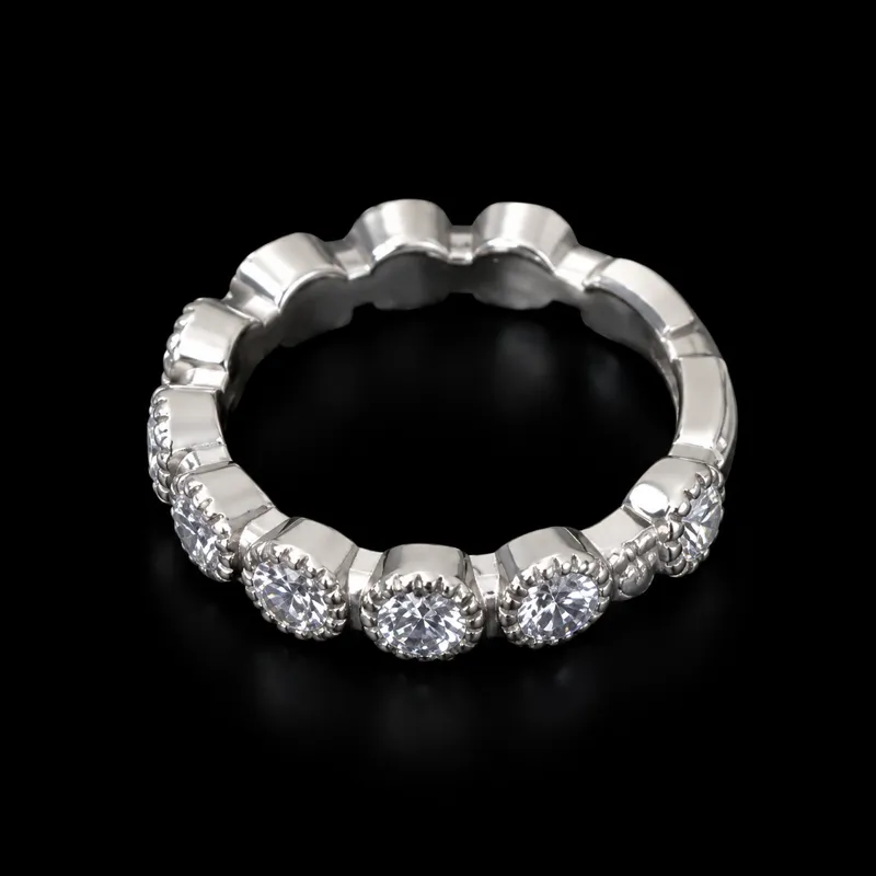Clicker argenté, perles serties