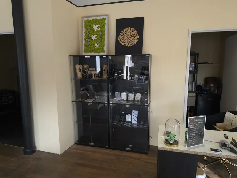Vitrine de bijoux de piercing